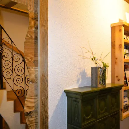 Rohrmoser Mit 1 Schlafzimmer *