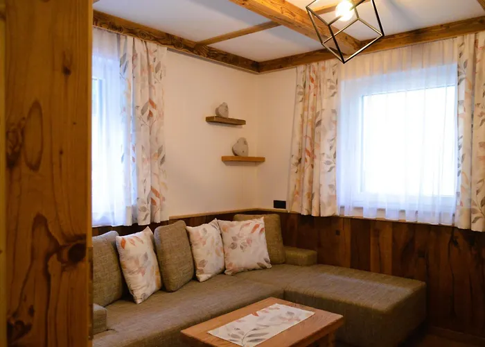 Rohrmoser Mit 1 Schlafzimmer Daire