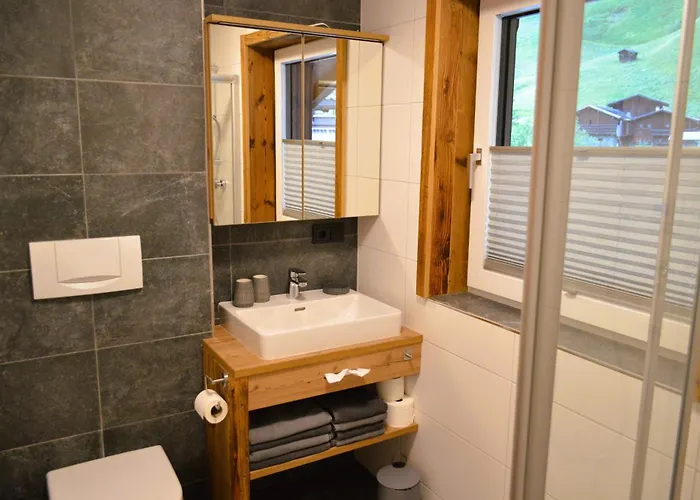 Rohrmoser Mit 1 Schlafzimmer *