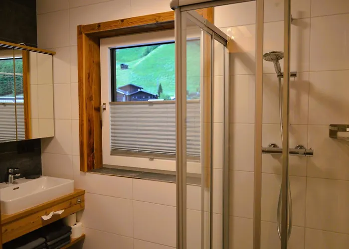 Rohrmoser Mit 1 Schlafzimmer Hüttschlag